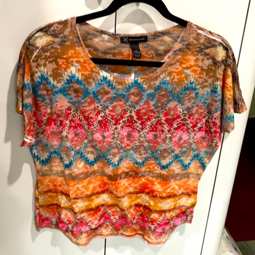 INC size medium, short sleeve cropped top